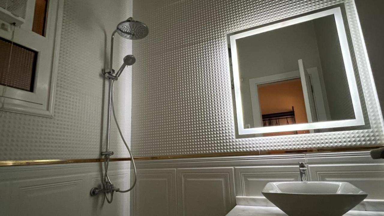 Elite In Private In New 90th Street In 255 Panafsig 11 Apartamento